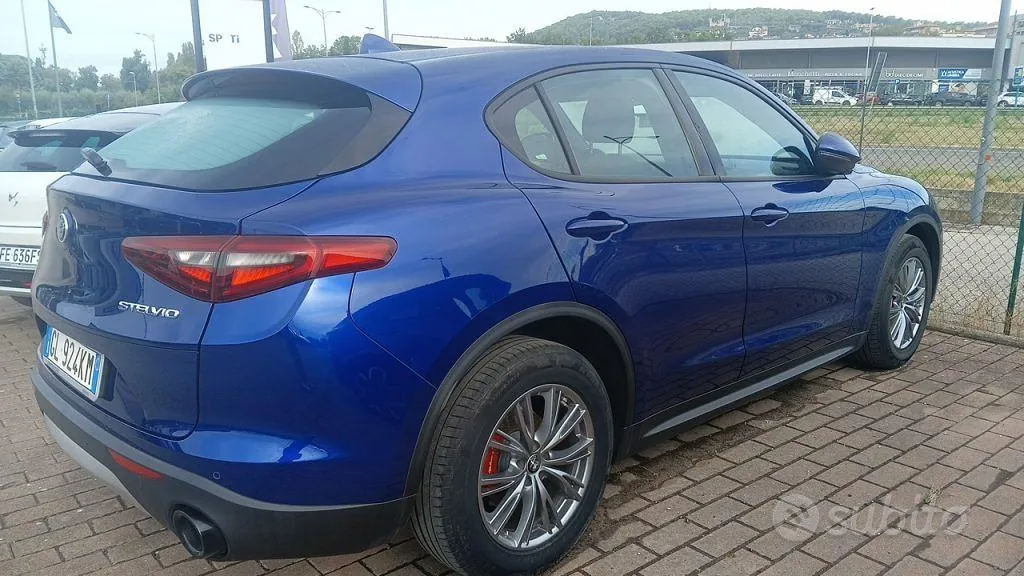 Alfa Romeo Stelvio 2022 photo 3