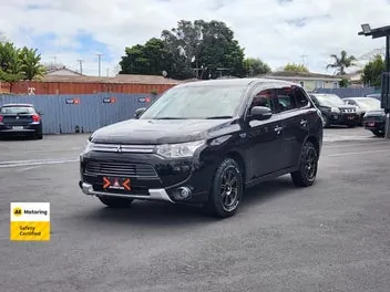 Mitsubishi Outlander 2014 photo 4