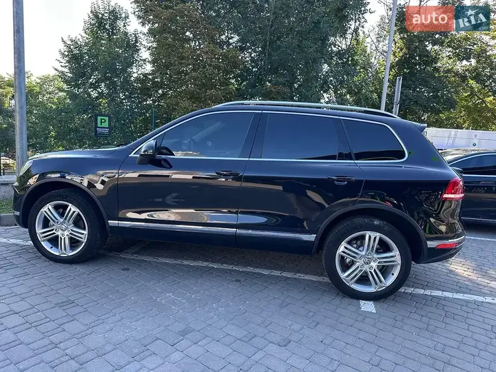 Volkswagen Touareg