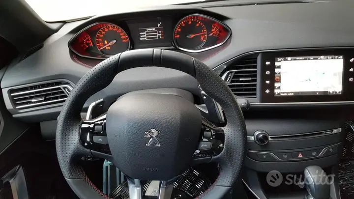 Peugeot 308 2015 photo 2