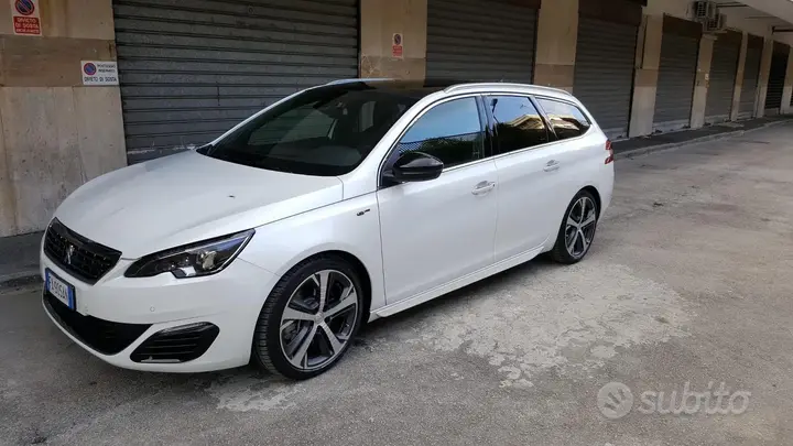 Peugeot 308 2015 photo 5