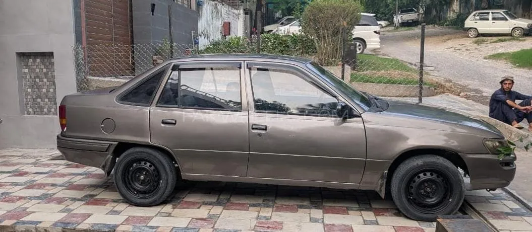 Daewoo Racer
