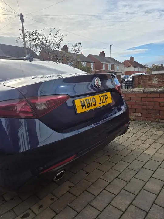 Alfa Romeo Giulia 2019 photo 3