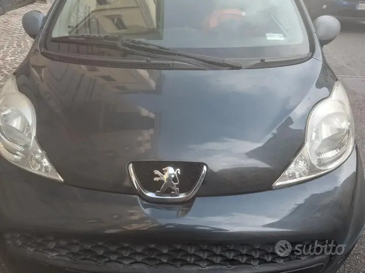 Peugeot 107 2011 photo 4