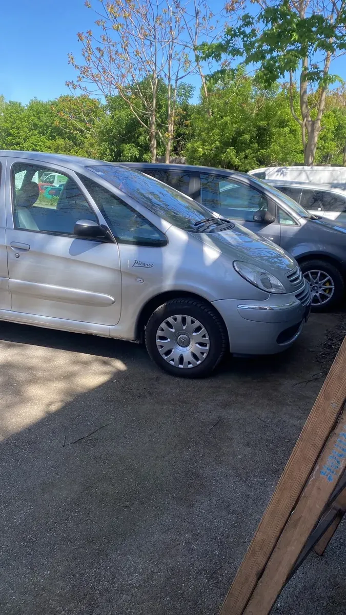 Citroen Xsara Picasso 2009 photo 2