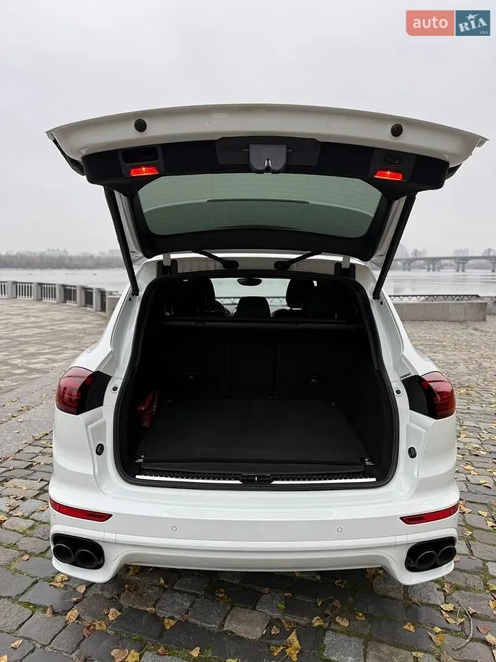 Porsche Cayenne 2015 photo 3