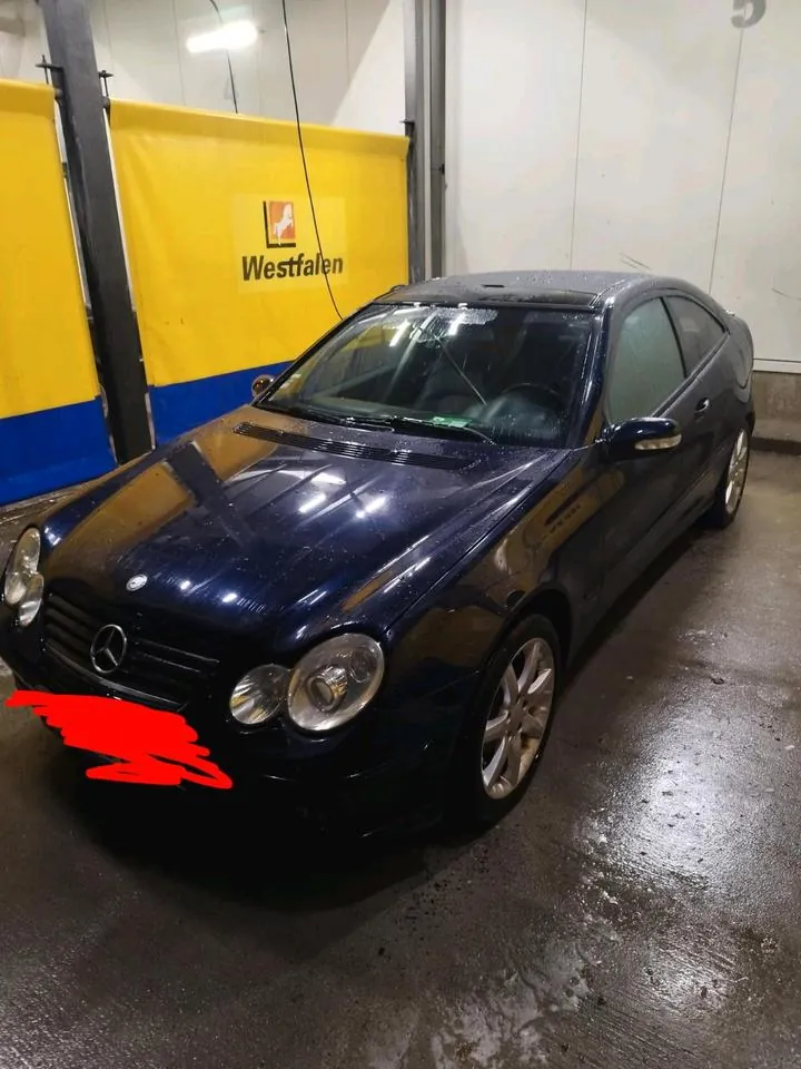 Mercedes-Benz C320