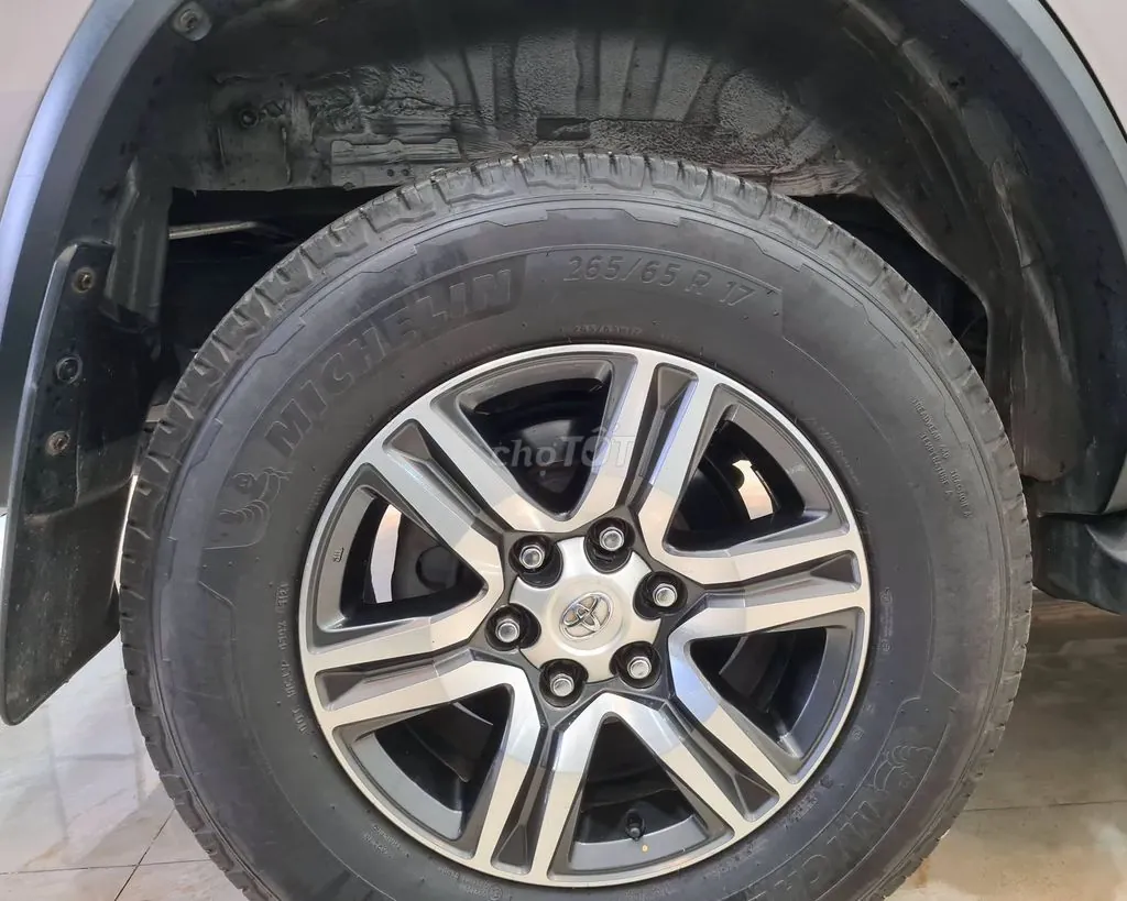 Toyota Fortuner 2019 photo 2