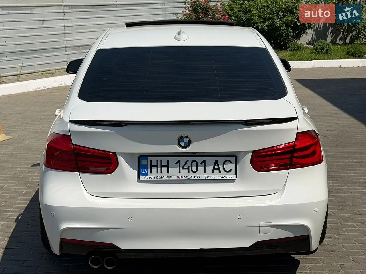BMW 3 Series 2016 photo 5