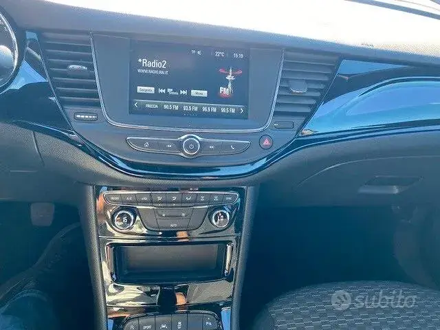 Opel Astra 2019 photo 4