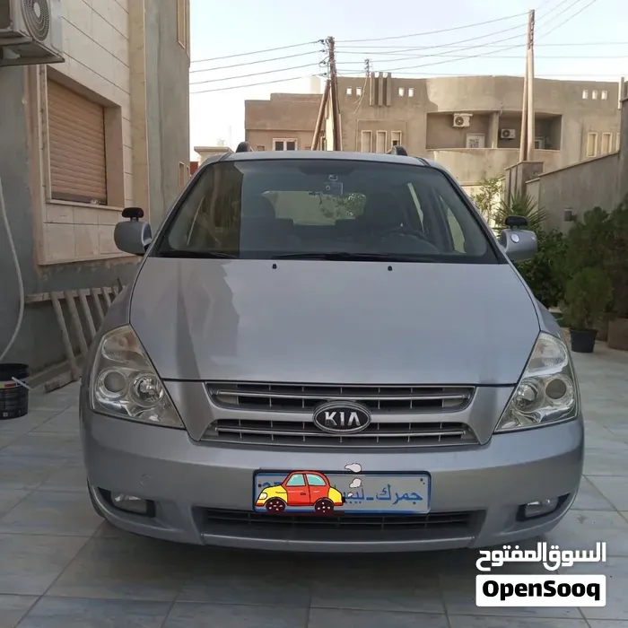 Kia Carnival 2009 photo 5