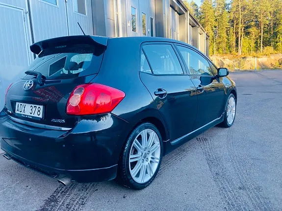 Toyota Auris 2008 photo 4