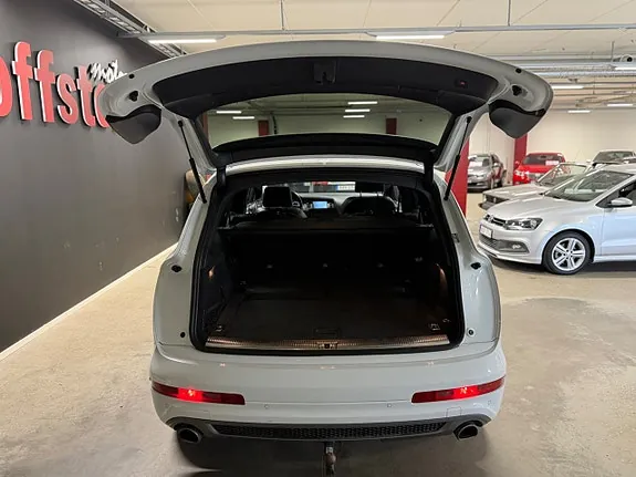 Audi Q7 2014 photo 5