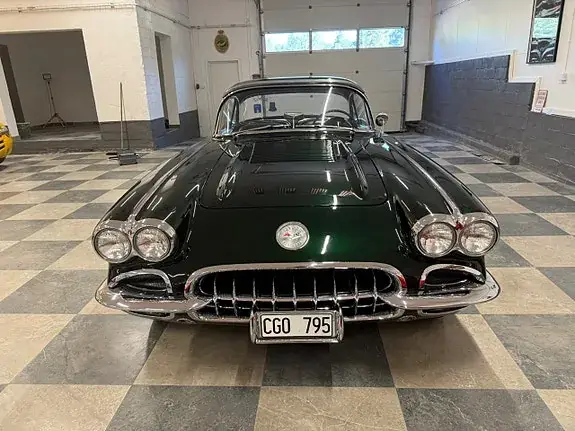 Chevrolet Corvette 1958 photo 4