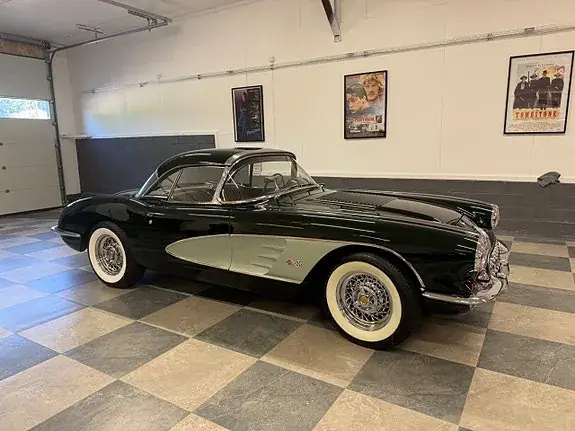 Chevrolet Corvette 1958 photo 2