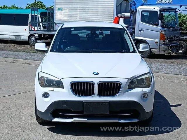 BMW X1 2012 photo 2