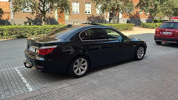 BMW 525I