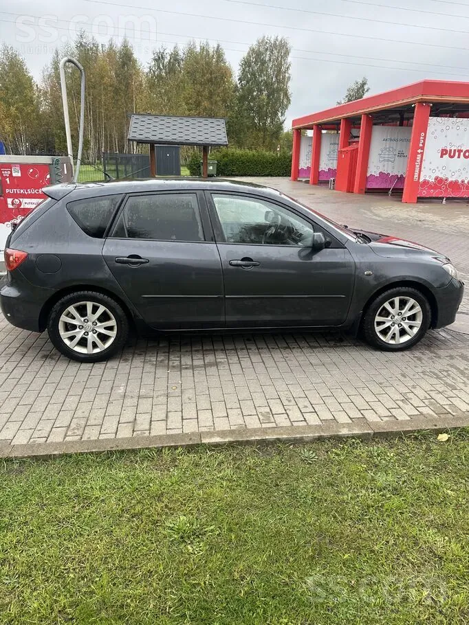 Mazda Mazda3 2006 photo 5