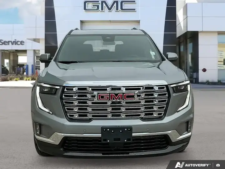 GMC Acadia 2026 photo 3
