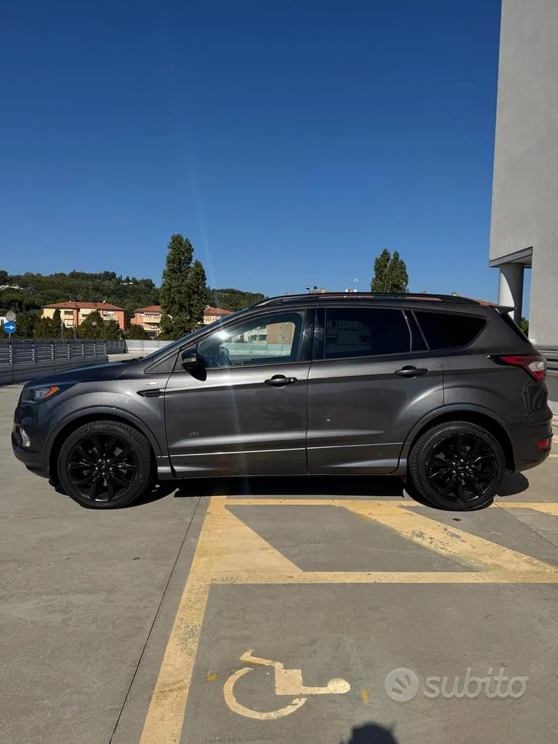 Ford Kuga 2016 photo 3