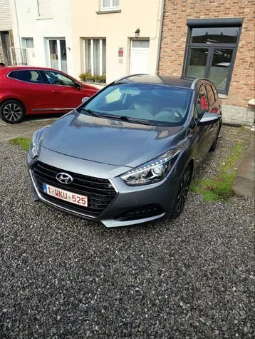 Hyundai I40