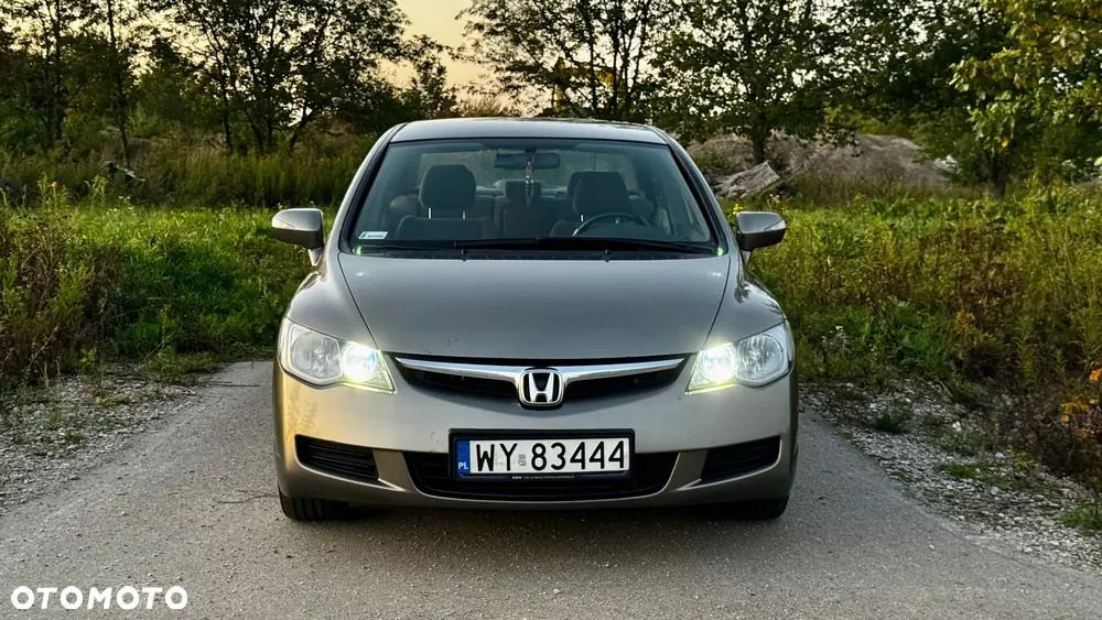 Honda Civic 2007 photo 2