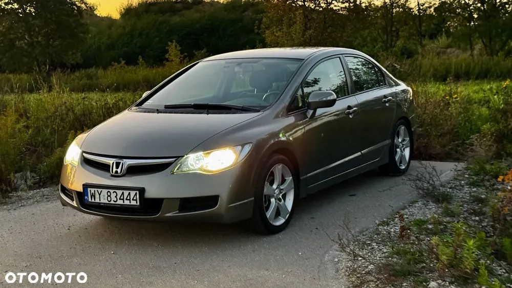 Honda Civic 2007 photo 3