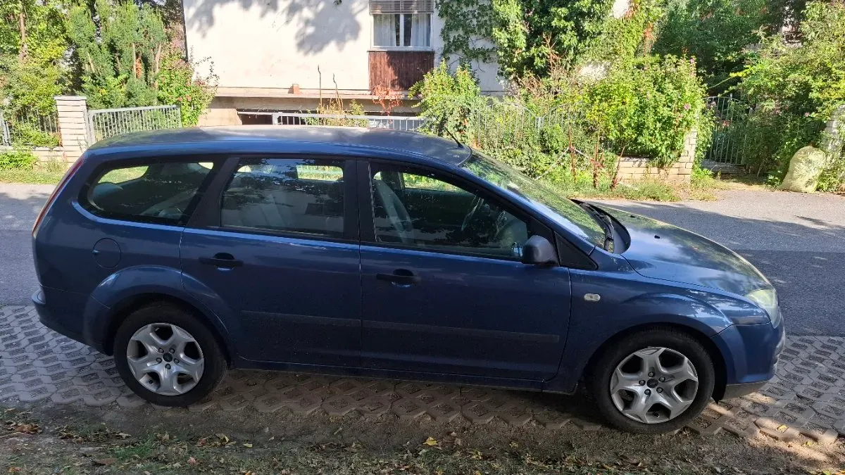 Ford Focus 2006 photo 2