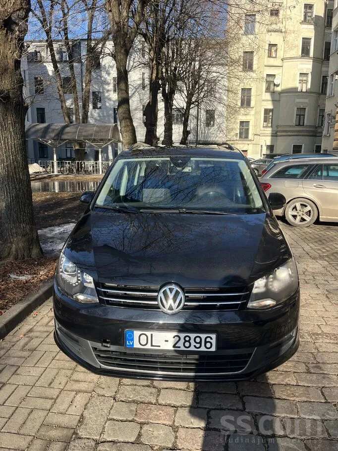 Volkswagen Sharan 2015 photo 2