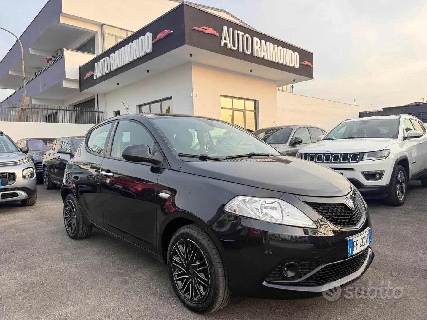 Lancia Ypsilon