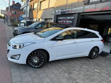 Hyundai I40
