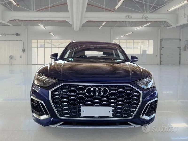Audi Q5 2022 photo 2