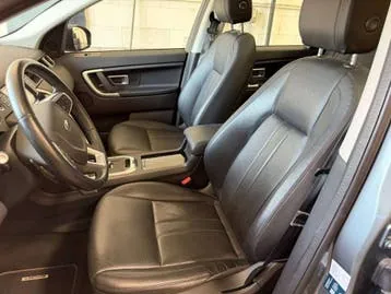 Land Rover Discovery Sport 2019 photo 2