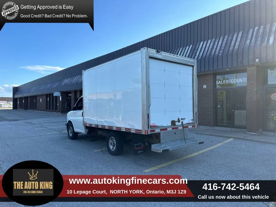 GMC Savana 2019 photo 2