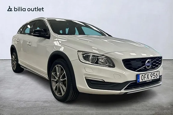 Volvo V60 Cross Country 2017 photo 2