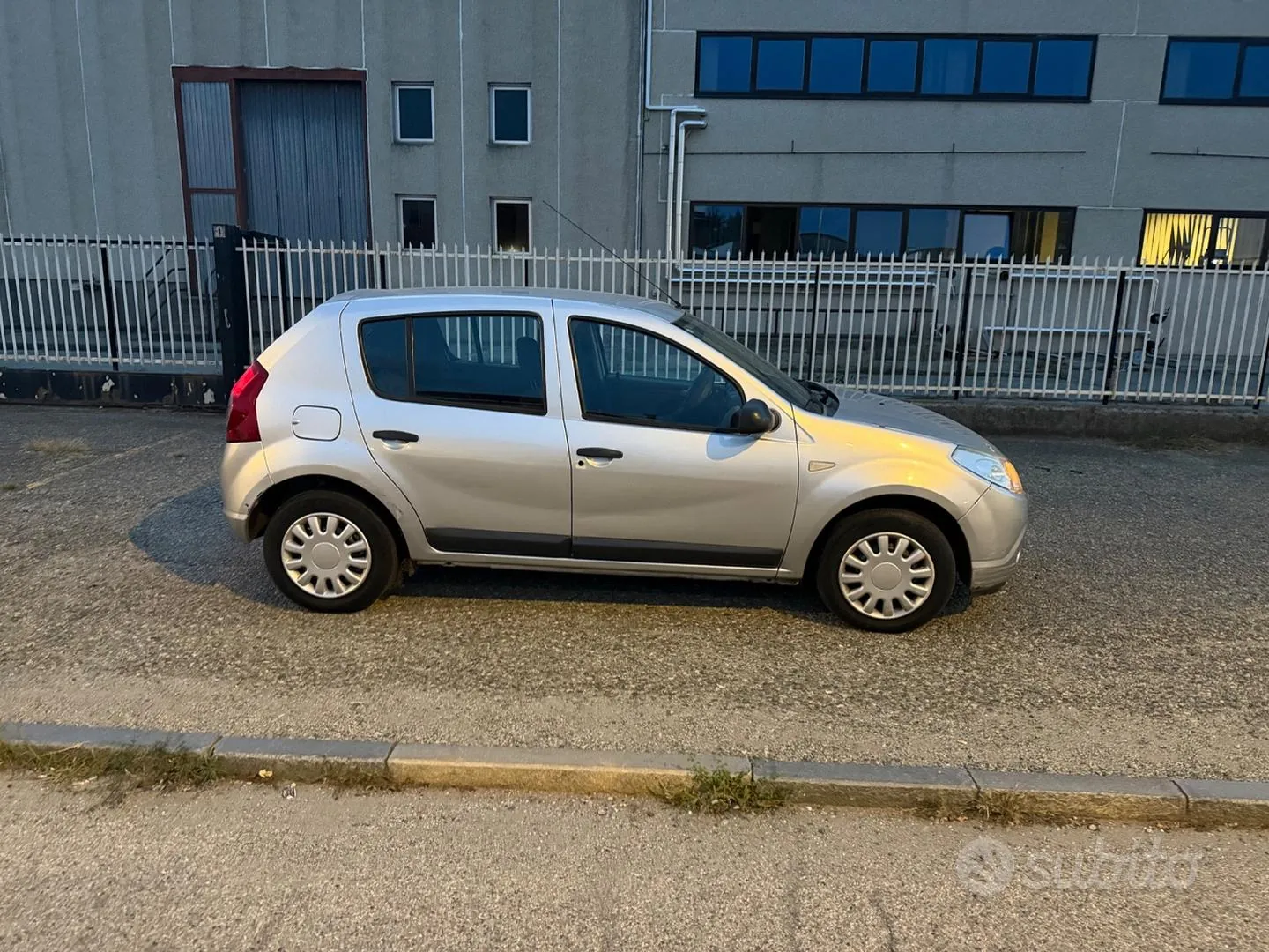 Dacia Sandero 2009 photo 5