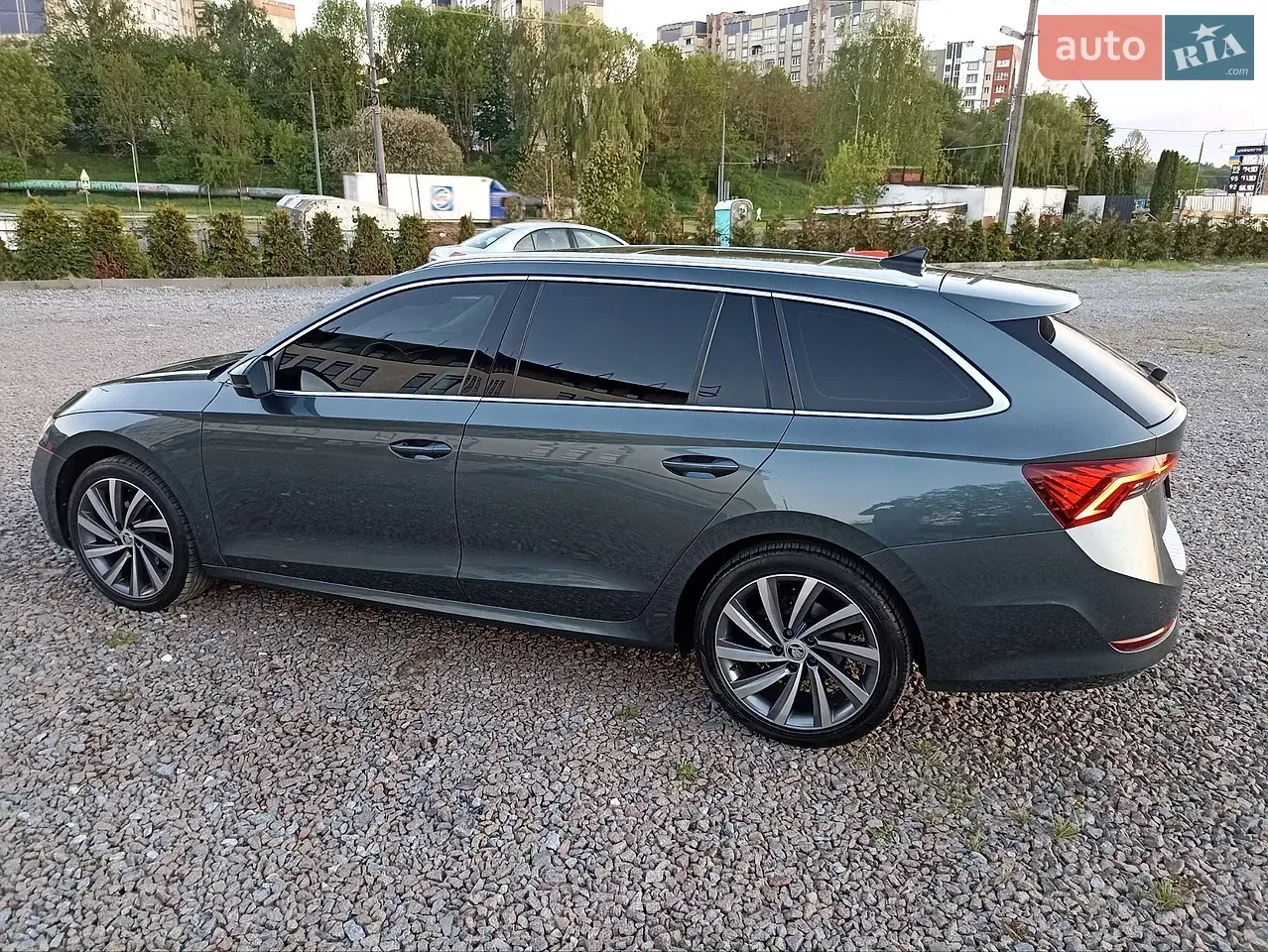 Skoda Octavia 2021 photo 4
