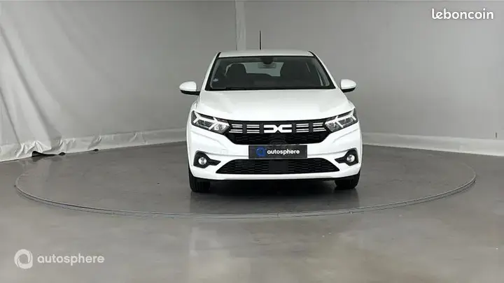 Dacia Sandero 2023 photo 2