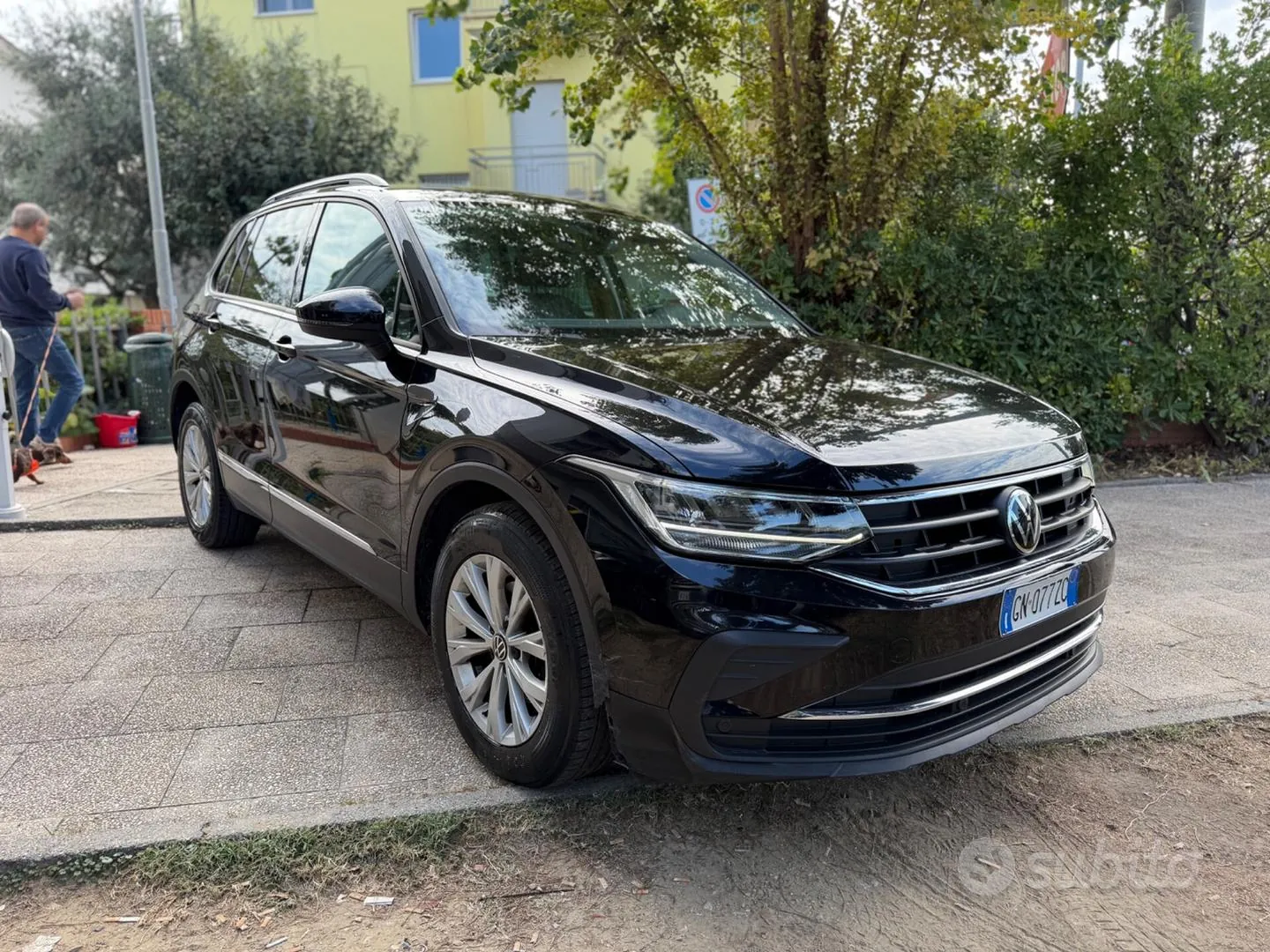 Volkswagen Tiguan 2023 photo 2