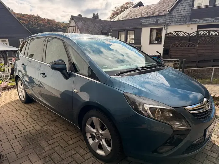 Opel Zafira Tourer