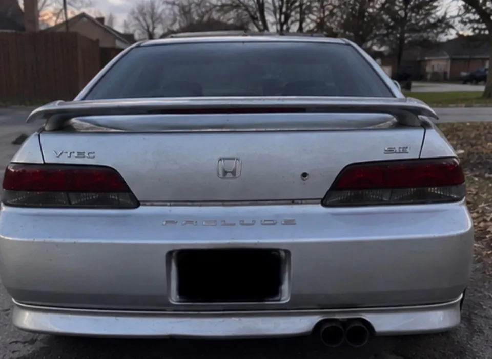 Honda Prelude 2001 photo 2