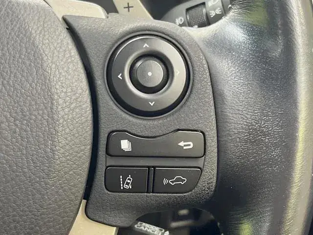 Lexus Is 2015 photo 3