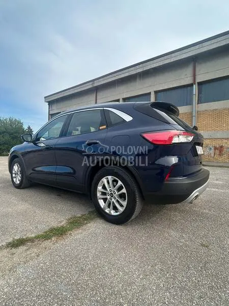 Ford Kuga 2021 photo 2