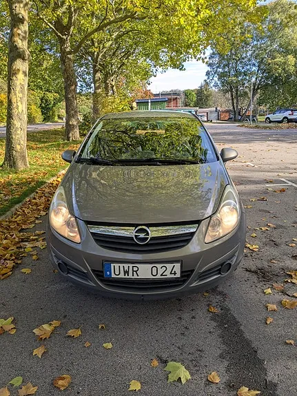 Opel Corsa 2011 photo 4
