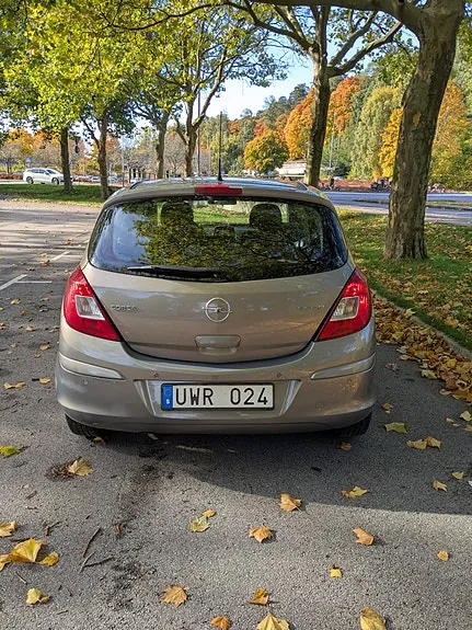 Opel Corsa 2011 photo 3