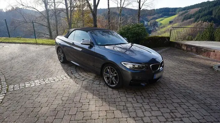 BMW M240I