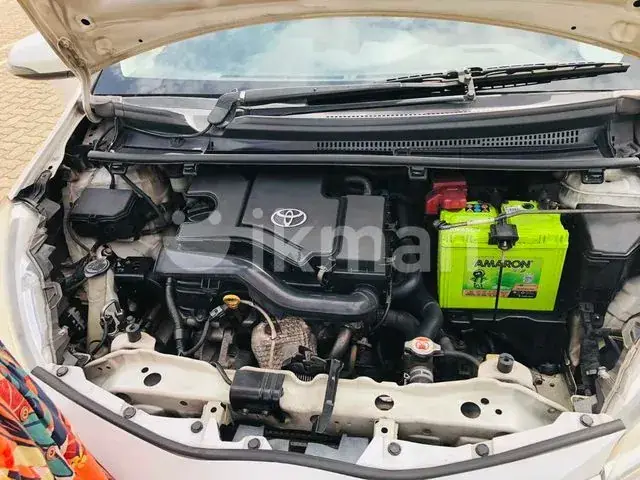 Toyota Vitz 2017 photo 3