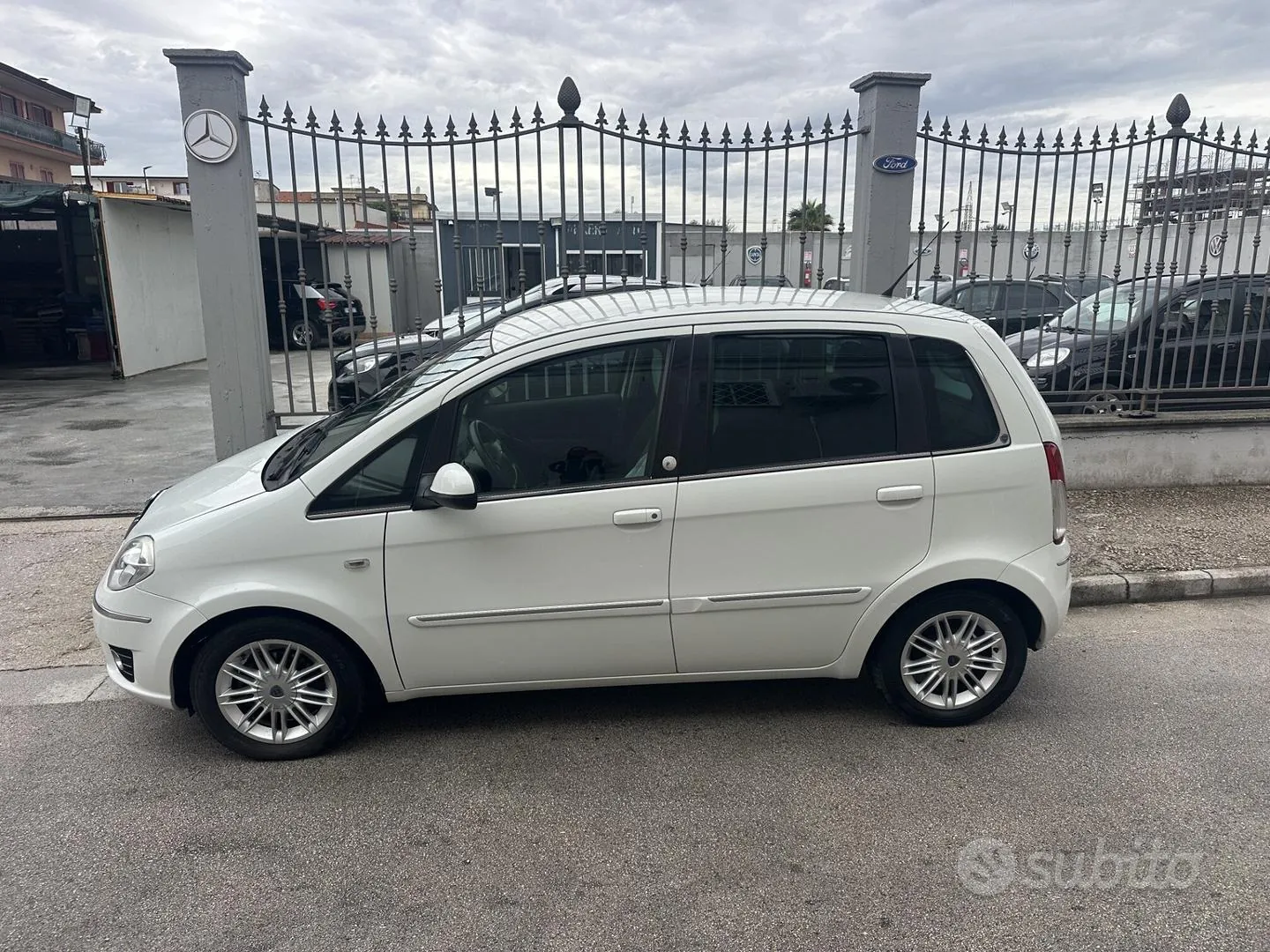 Lancia Musa 2010 photo 4