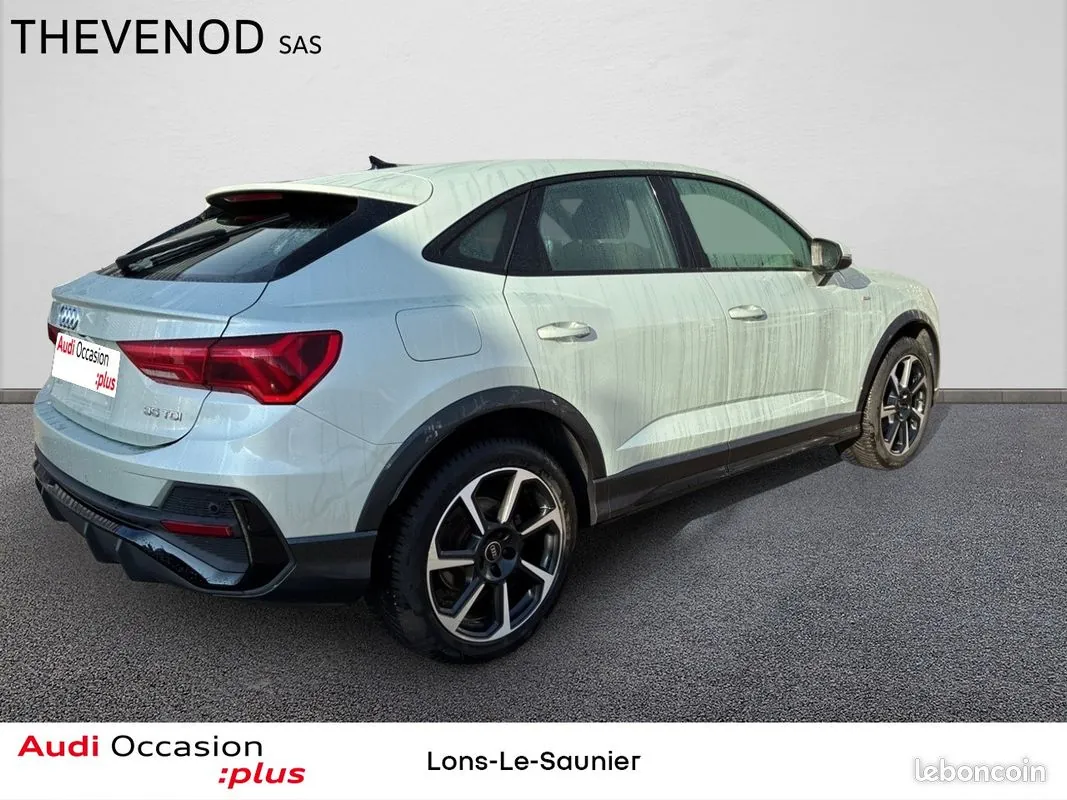 Audi Q3 2022 photo 5