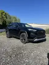 Toyota Rav4 2025 photo 3